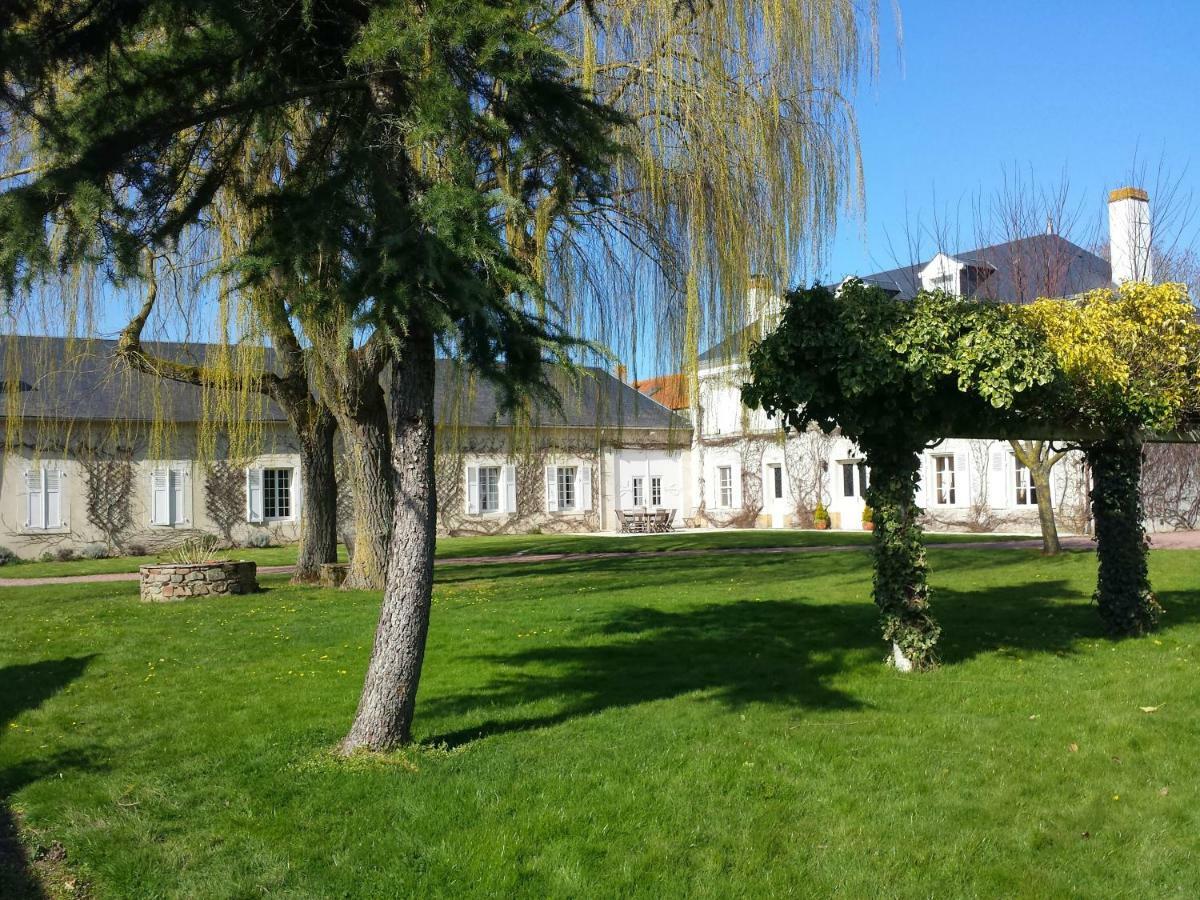 Bed and Breakfast Le Domaine Des Bois Mauzé-Thouarsais Exterior foto